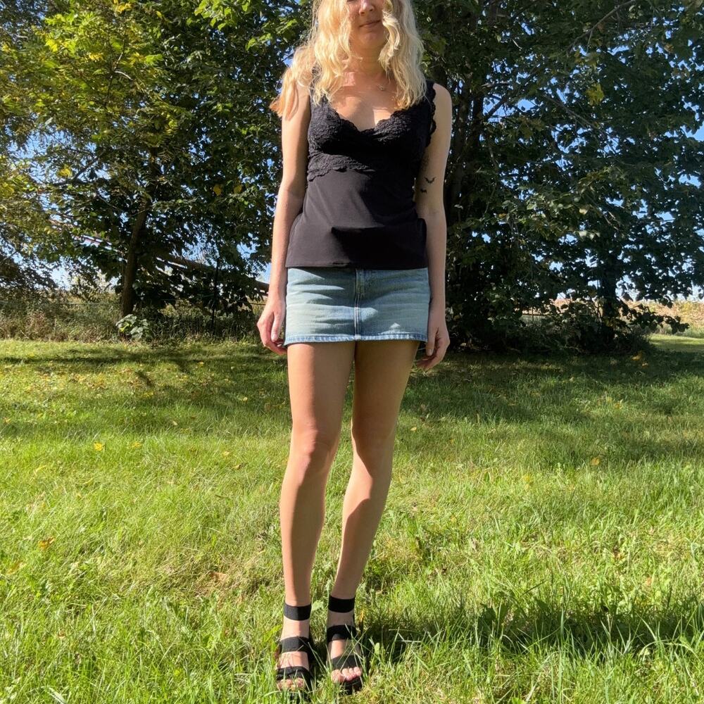 Vintage Y2K Studio Y Black Lace Trim Cami Milkmaid Tank Top Sweetheart Medium
